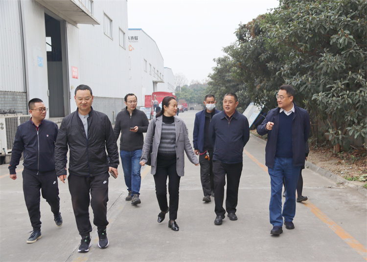 鄧華帶隊赴龍泉、資中調研